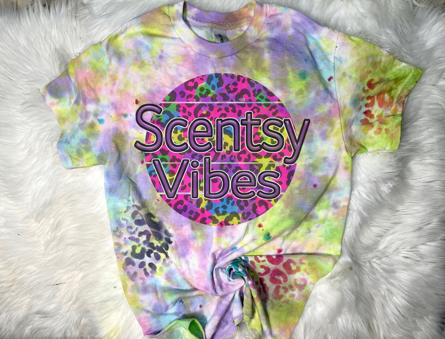 S c e n t s y vibes colorful leopard