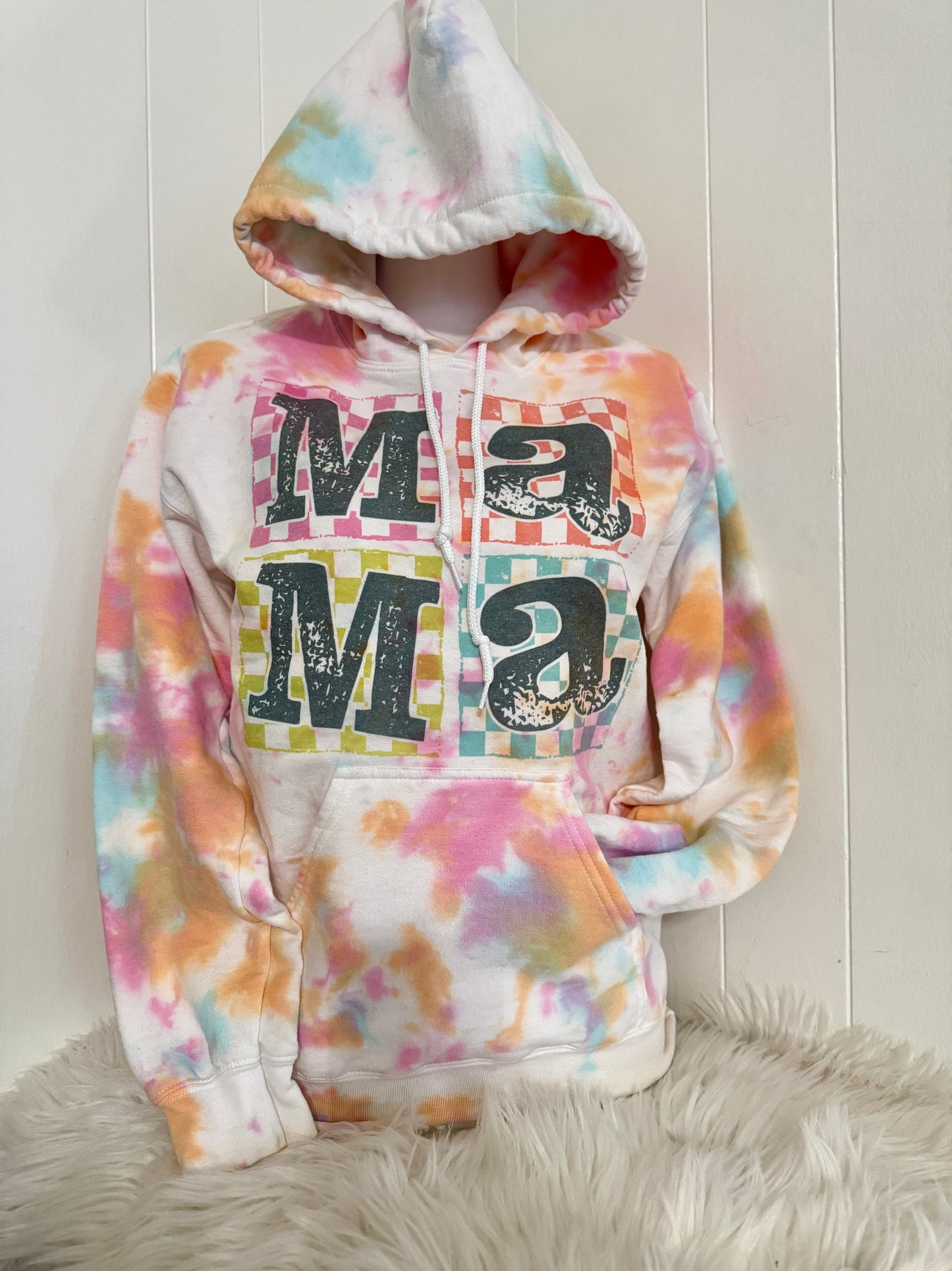 Colorful checkered mama
