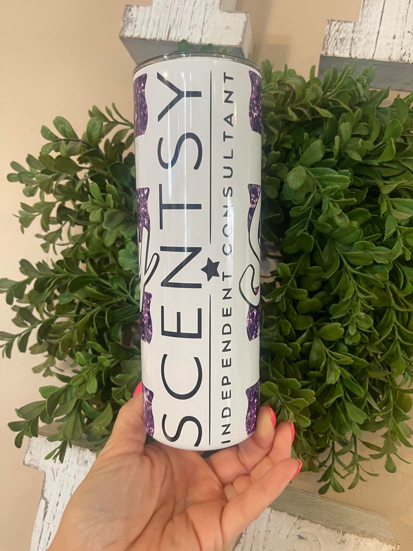 S c e n t s y purple tumbler